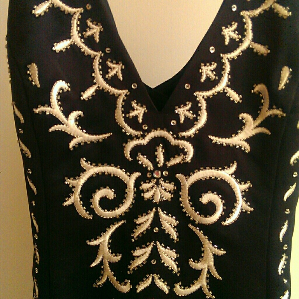 Black Morgan & Co. Prom perfect! Special Occasion/formal polysatin gown.